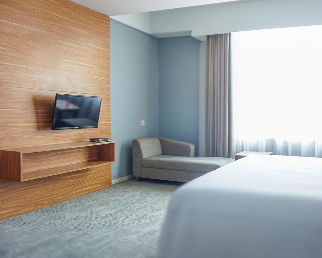 Hotel Dafam Пеканбару Экстерьер фото